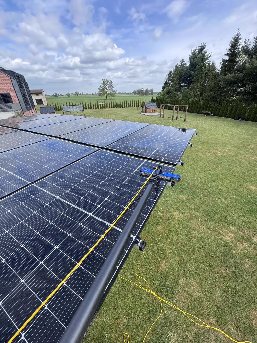 Mycie instalacji PV na wysokości
